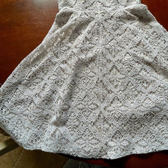 London Times Crocheted and Lined A-Line Dress, Size 8 - Picture 10 of 10